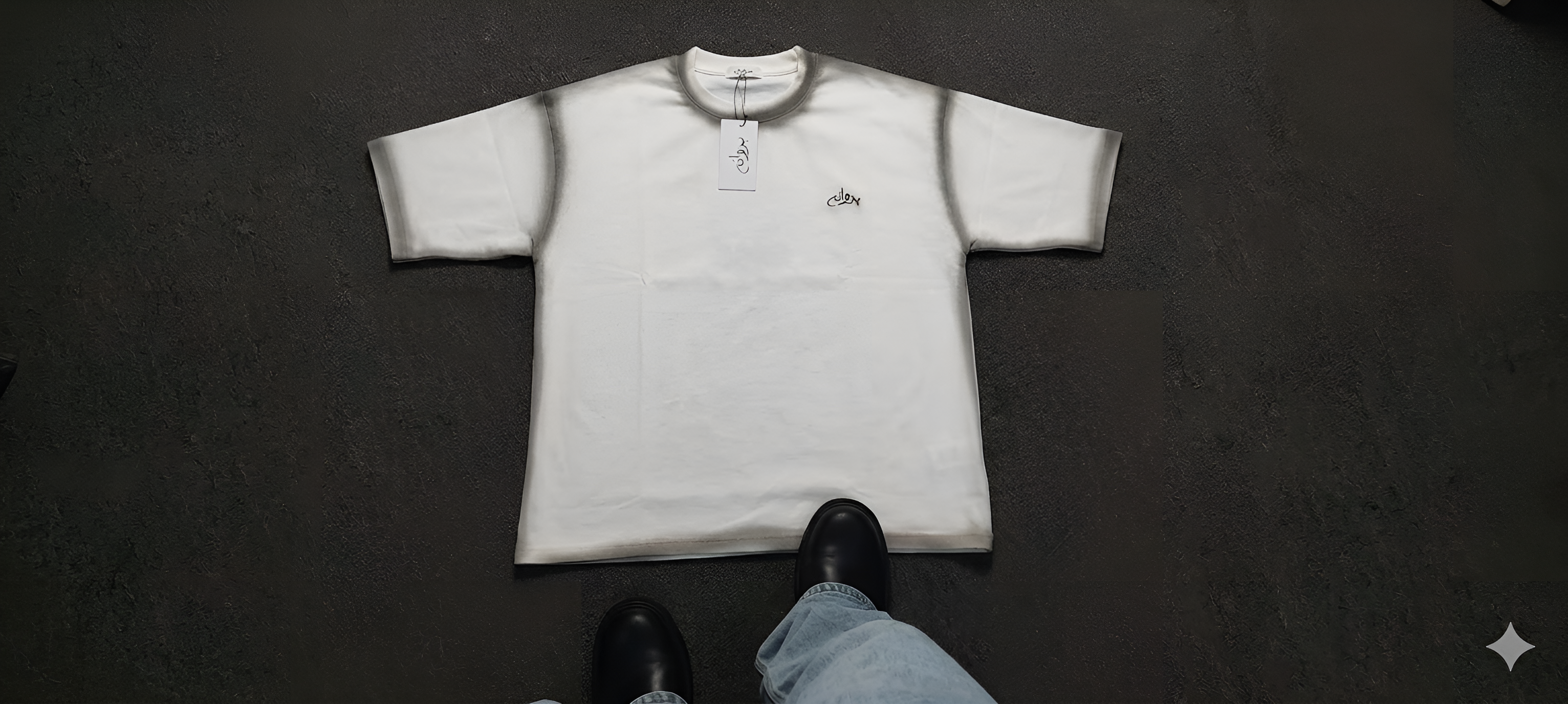 PARWANA IVORY TEE